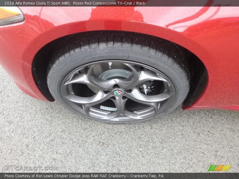  2019 Giulia Ti Sport AWD Wheel