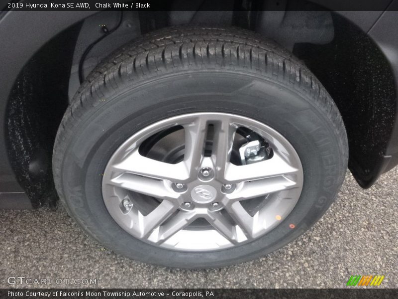 Chalk White / Black 2019 Hyundai Kona SE AWD