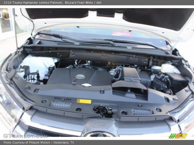Blizzard Pearl White / Ash 2019 Toyota Highlander Limited Platinum