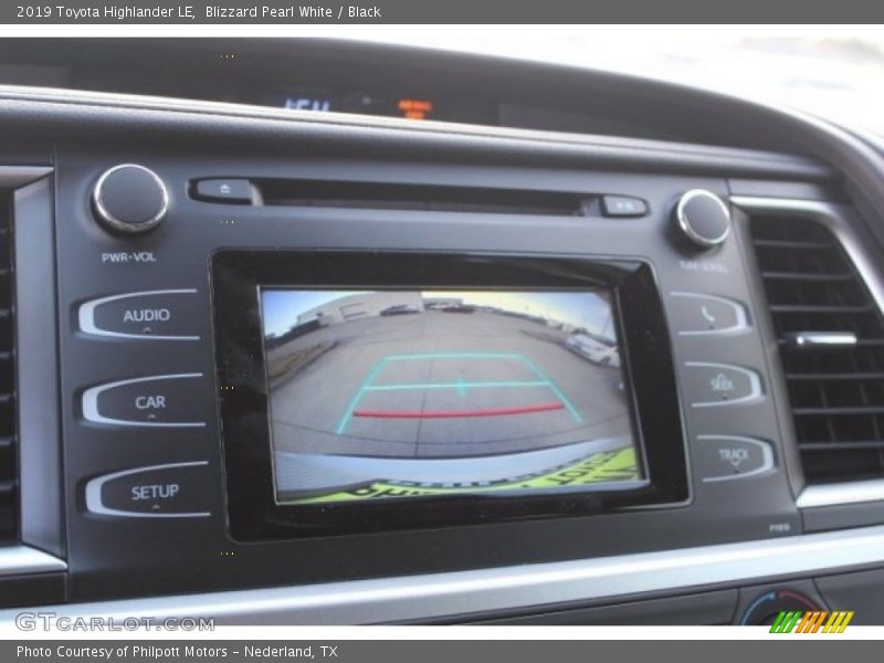 Blizzard Pearl White / Black 2019 Toyota Highlander LE