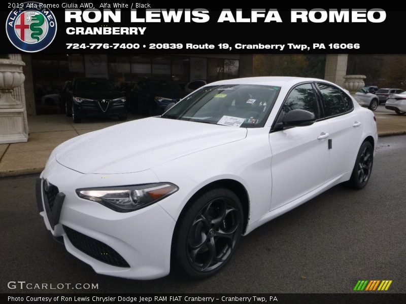 Alfa White / Black 2019 Alfa Romeo Giulia AWD