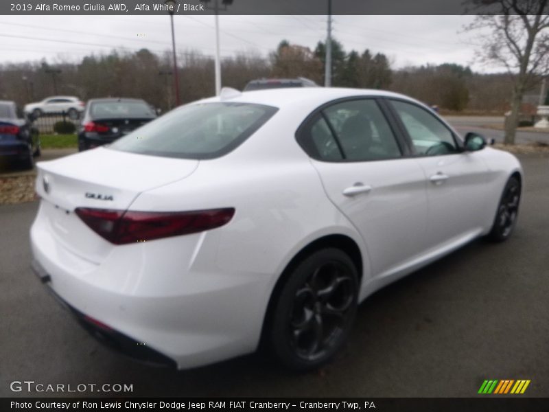 Alfa White / Black 2019 Alfa Romeo Giulia AWD