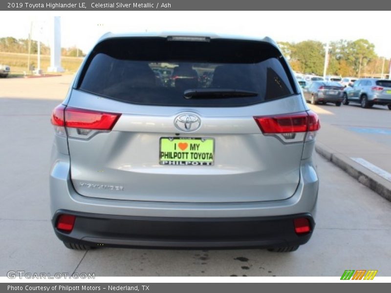 Celestial Silver Metallic / Ash 2019 Toyota Highlander LE