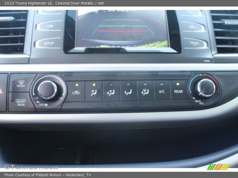 Celestial Silver Metallic / Ash 2019 Toyota Highlander LE