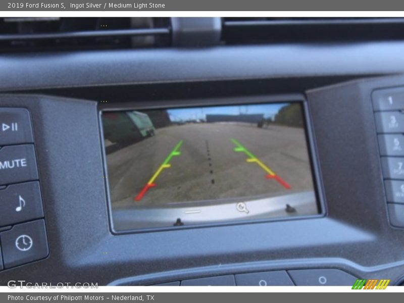 Ingot Silver / Medium Light Stone 2019 Ford Fusion S
