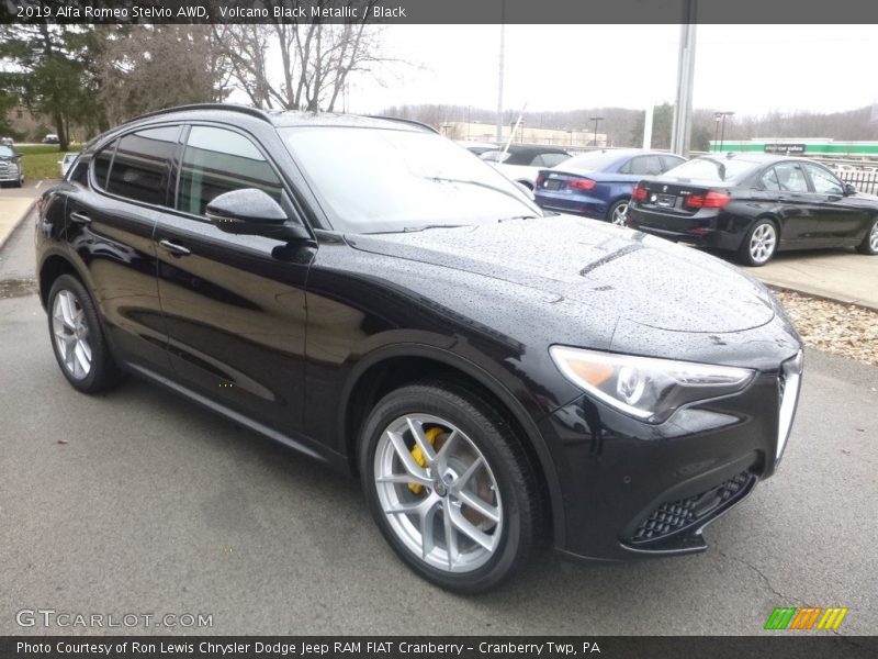 Volcano Black Metallic / Black 2019 Alfa Romeo Stelvio AWD