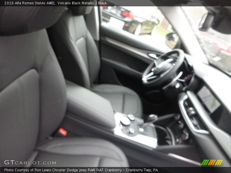 Volcano Black Metallic / Black 2019 Alfa Romeo Stelvio AWD
