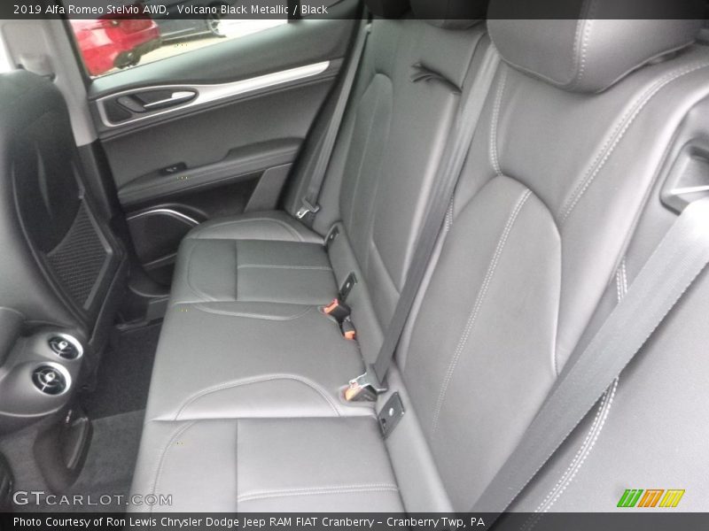 Volcano Black Metallic / Black 2019 Alfa Romeo Stelvio AWD