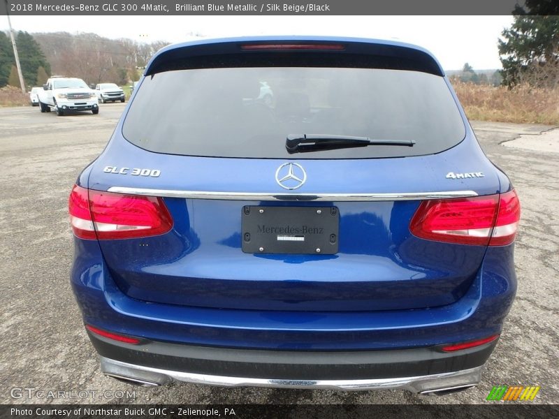 Brilliant Blue Metallic / Silk Beige/Black 2018 Mercedes-Benz GLC 300 4Matic