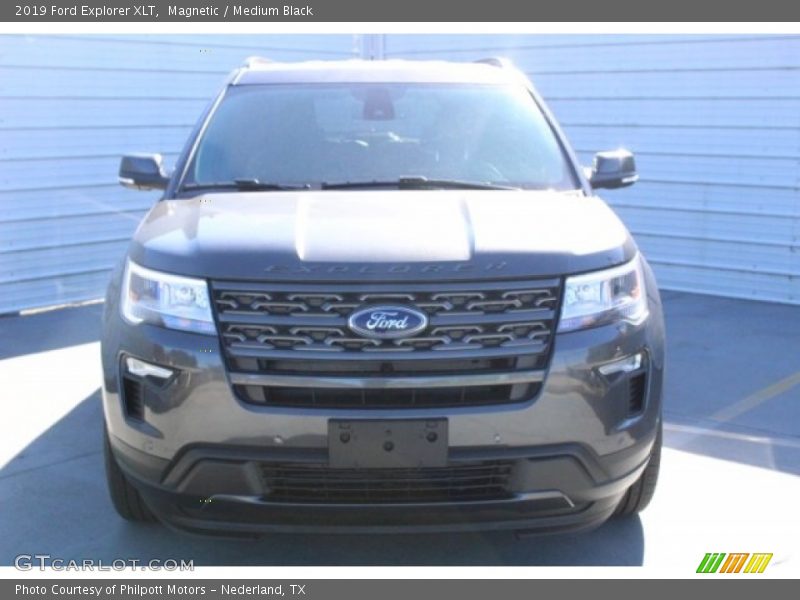 Magnetic / Medium Black 2019 Ford Explorer XLT