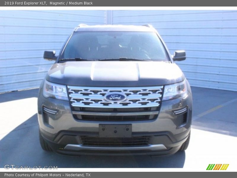 Magnetic / Medium Black 2019 Ford Explorer XLT