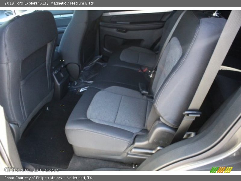 Magnetic / Medium Black 2019 Ford Explorer XLT