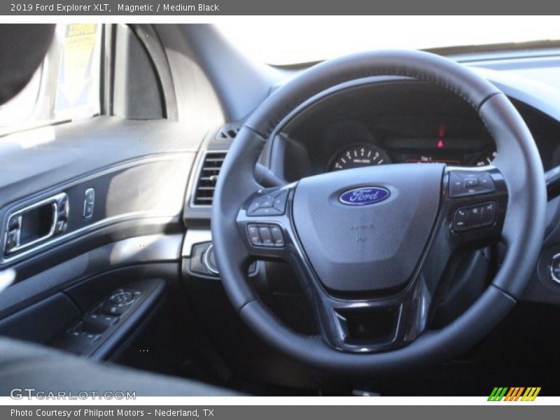 Magnetic / Medium Black 2019 Ford Explorer XLT