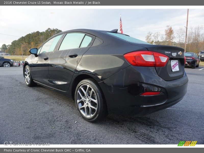 Mosaic Black Metallic / Jet Black 2016 Chevrolet Cruze LS Sedan