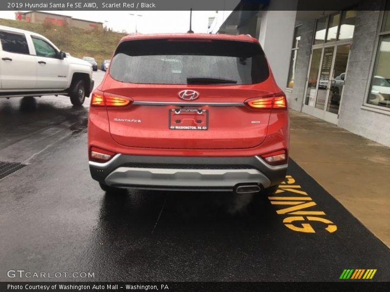 Scarlet Red / Black 2019 Hyundai Santa Fe SE AWD