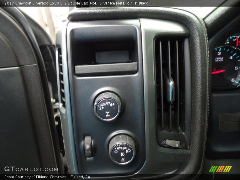 Silver Ice Metallic / Jet Black 2017 Chevrolet Silverado 1500 LTZ Double Cab 4x4