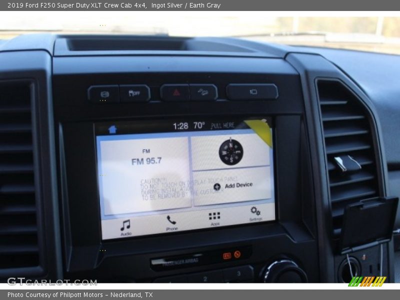 Ingot Silver / Earth Gray 2019 Ford F250 Super Duty XLT Crew Cab 4x4