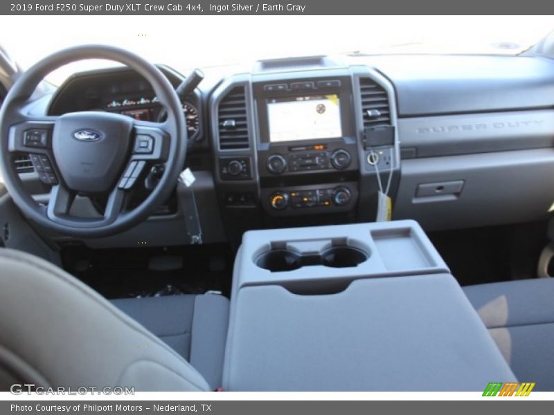 Ingot Silver / Earth Gray 2019 Ford F250 Super Duty XLT Crew Cab 4x4