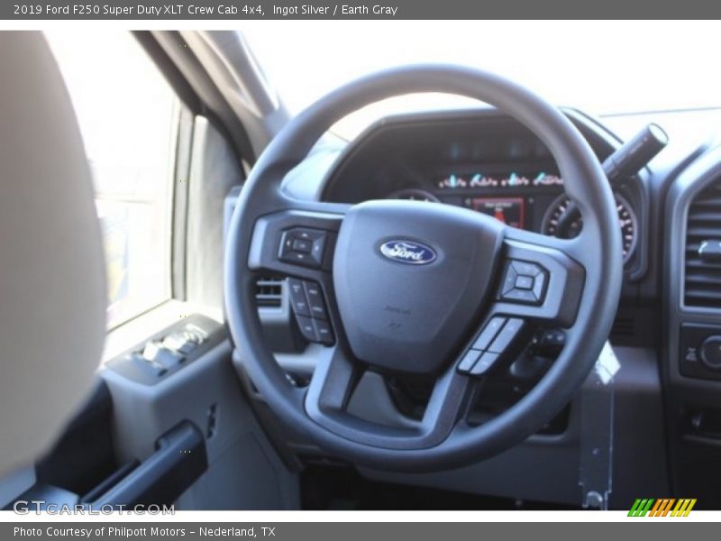 Ingot Silver / Earth Gray 2019 Ford F250 Super Duty XLT Crew Cab 4x4