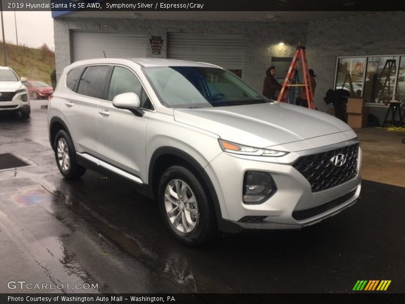 Symphony Silver / Espresso/Gray 2019 Hyundai Santa Fe SE AWD