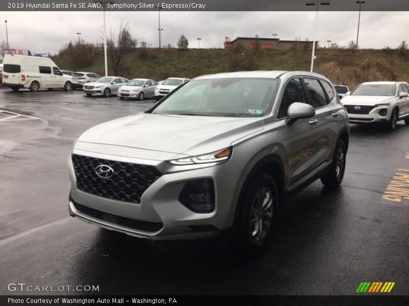 Symphony Silver / Espresso/Gray 2019 Hyundai Santa Fe SE AWD