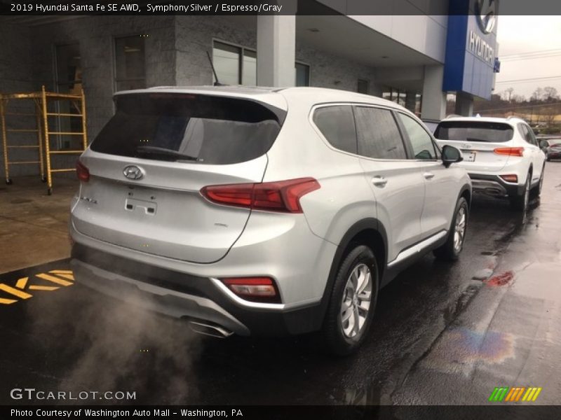 Symphony Silver / Espresso/Gray 2019 Hyundai Santa Fe SE AWD