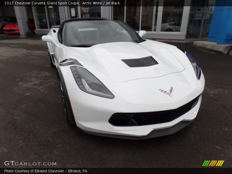 Arctic White / Jet Black 2017 Chevrolet Corvette Grand Sport Coupe