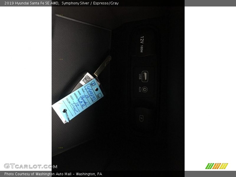 Symphony Silver / Espresso/Gray 2019 Hyundai Santa Fe SE AWD