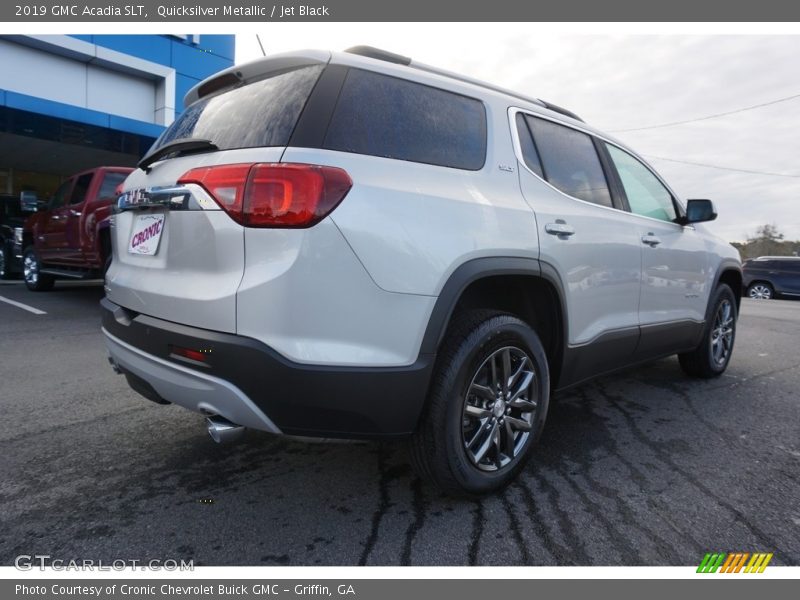 Quicksilver Metallic / Jet Black 2019 GMC Acadia SLT