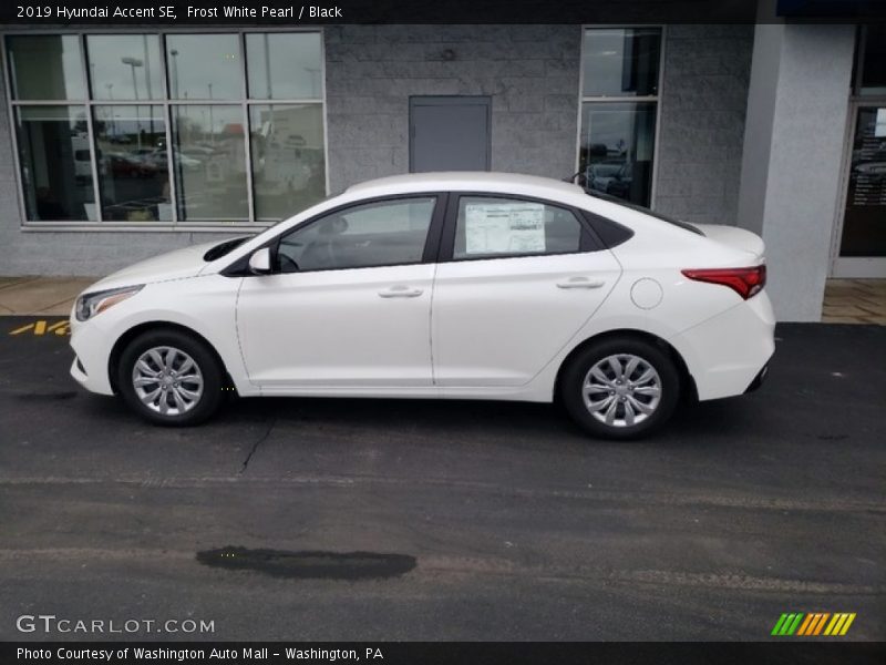 Frost White Pearl / Black 2019 Hyundai Accent SE