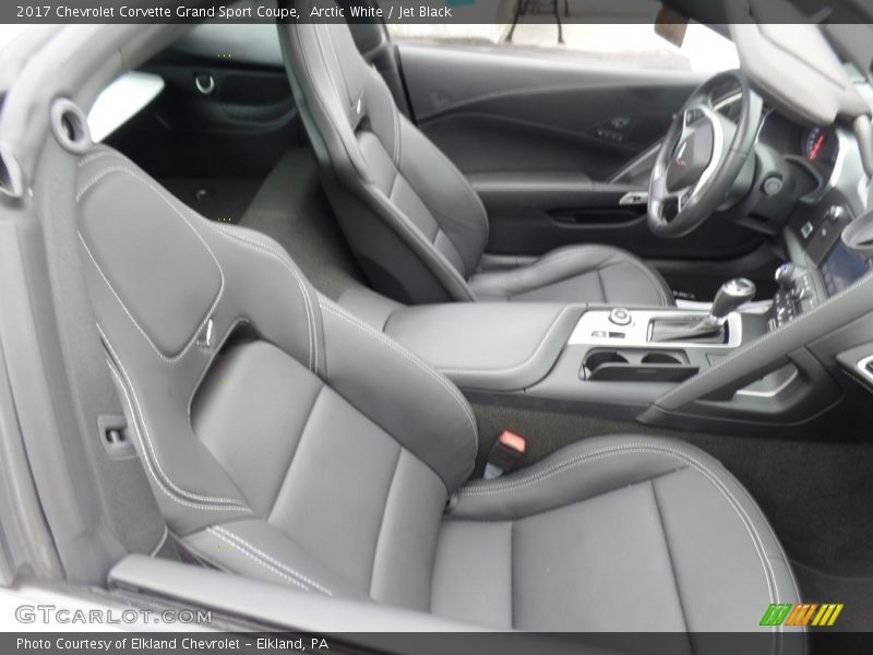 Arctic White / Jet Black 2017 Chevrolet Corvette Grand Sport Coupe