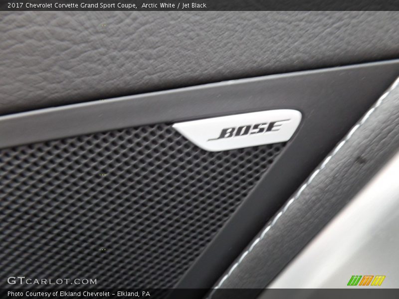 Arctic White / Jet Black 2017 Chevrolet Corvette Grand Sport Coupe
