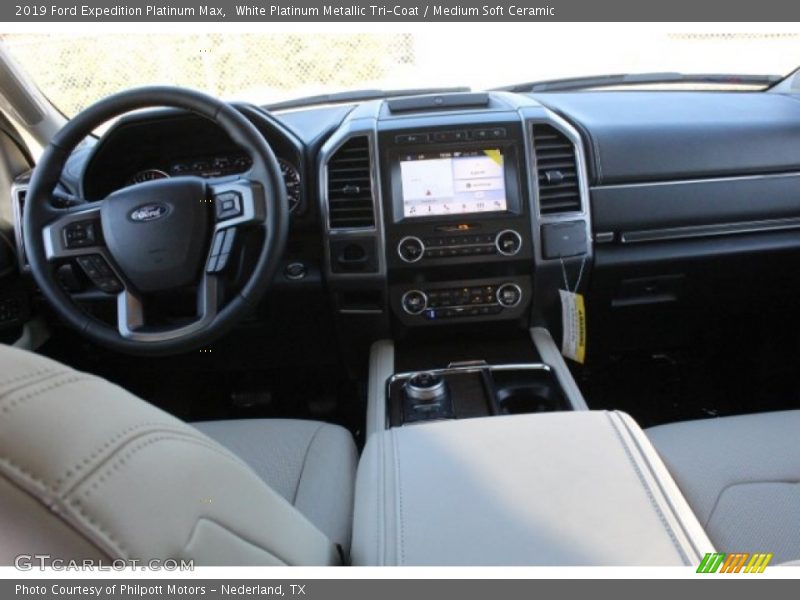 White Platinum Metallic Tri-Coat / Medium Soft Ceramic 2019 Ford Expedition Platinum Max