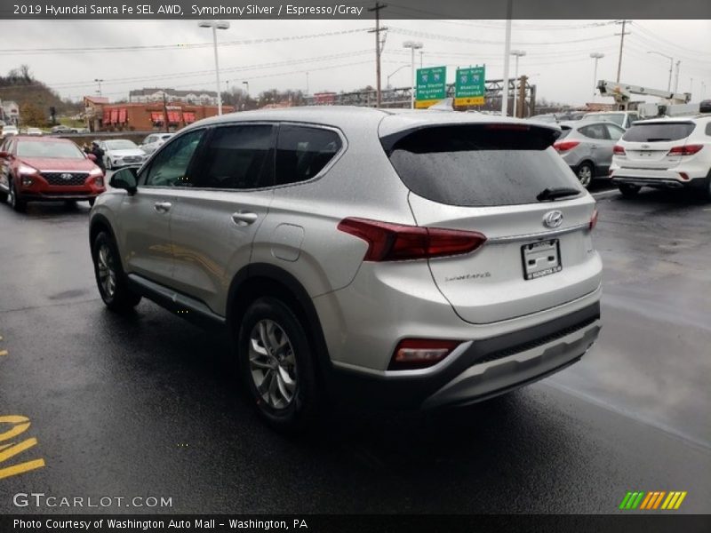 Symphony Silver / Espresso/Gray 2019 Hyundai Santa Fe SEL AWD