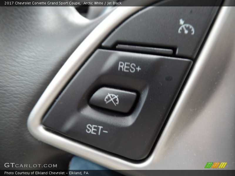 Arctic White / Jet Black 2017 Chevrolet Corvette Grand Sport Coupe