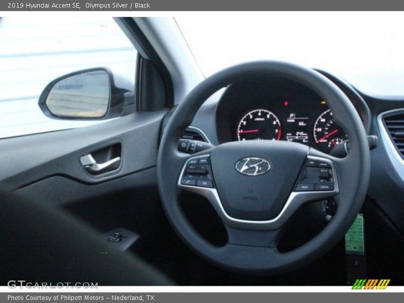 Olympus Silver / Black 2019 Hyundai Accent SE
