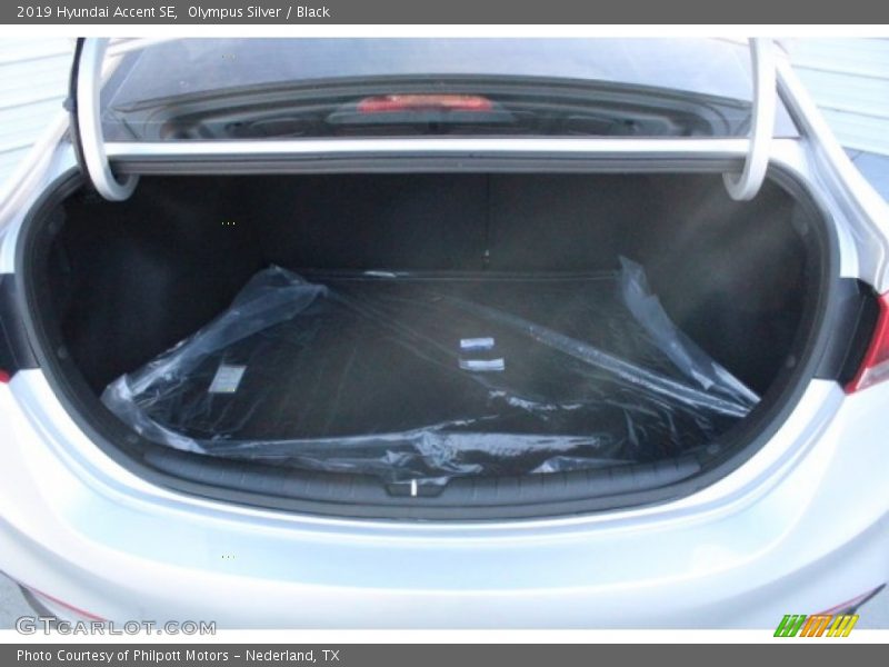 Olympus Silver / Black 2019 Hyundai Accent SE