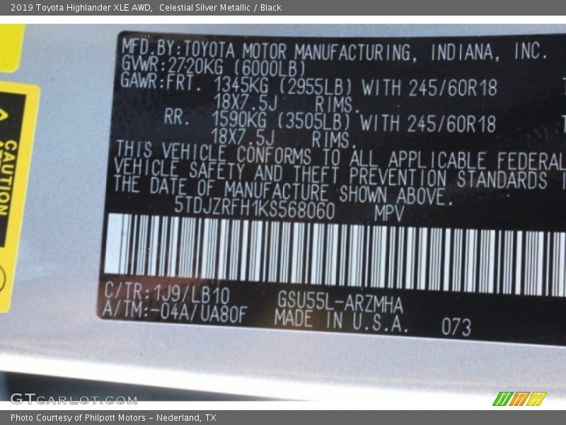 Celestial Silver Metallic / Black 2019 Toyota Highlander XLE AWD