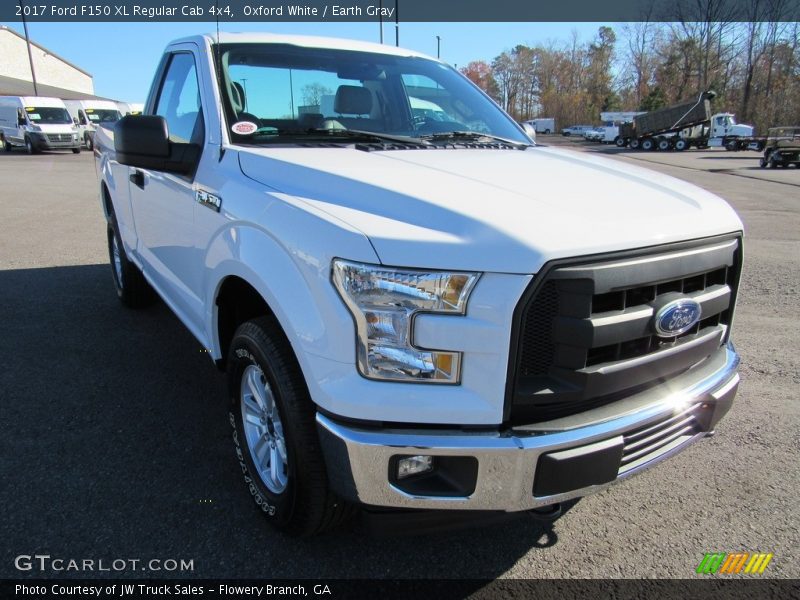 Oxford White / Earth Gray 2017 Ford F150 XL Regular Cab 4x4