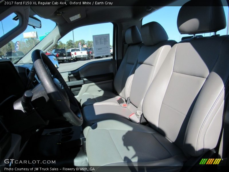 Oxford White / Earth Gray 2017 Ford F150 XL Regular Cab 4x4