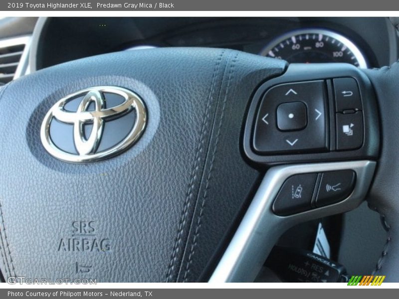 Predawn Gray Mica / Black 2019 Toyota Highlander XLE