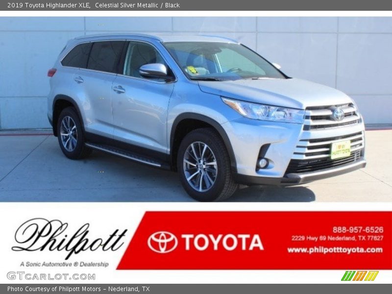 Celestial Silver Metallic / Black 2019 Toyota Highlander XLE