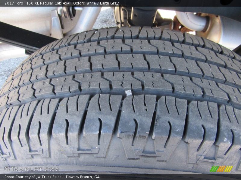 Oxford White / Earth Gray 2017 Ford F150 XL Regular Cab 4x4