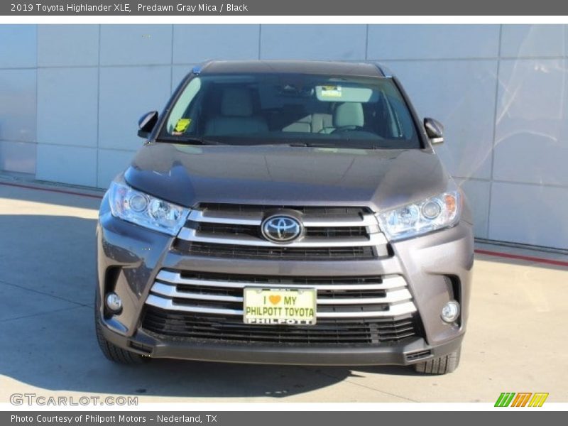 Predawn Gray Mica / Black 2019 Toyota Highlander XLE