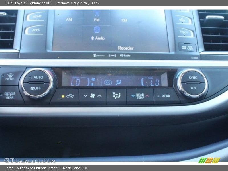 Predawn Gray Mica / Black 2019 Toyota Highlander XLE