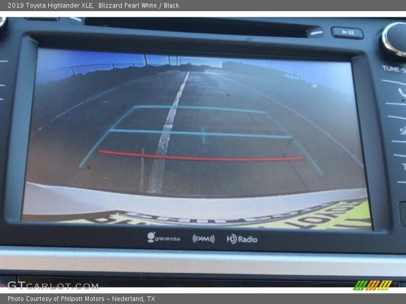 Blizzard Pearl White / Black 2019 Toyota Highlander XLE