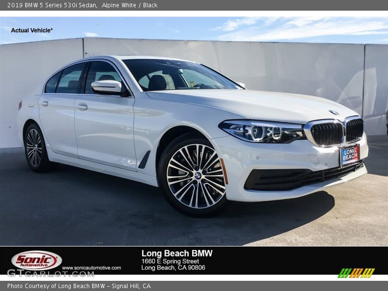 Alpine White / Black 2019 BMW 5 Series 530i Sedan