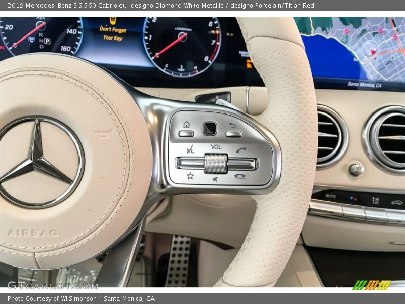  2019 S S 560 Cabriolet Steering Wheel