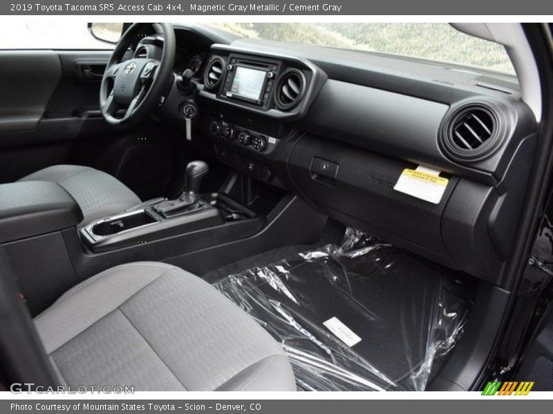 Magnetic Gray Metallic / Cement Gray 2019 Toyota Tacoma SR5 Access Cab 4x4