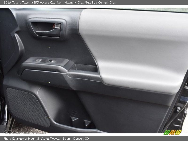 Magnetic Gray Metallic / Cement Gray 2019 Toyota Tacoma SR5 Access Cab 4x4